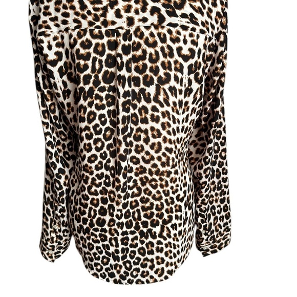 Express Women’s V-neck Animal Print Button Down Pull Up sleeve Top Size S/P - Picture 8 of 17